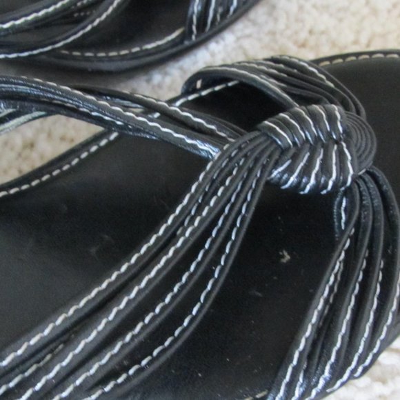 Italian Shoemakers (Brown Like New), Blue & Will's Fancy Sandals (Lot of 3) - Picture 11 of 16